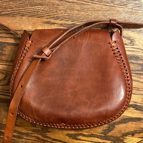 Thick stiff leather - Picture 3 of 3